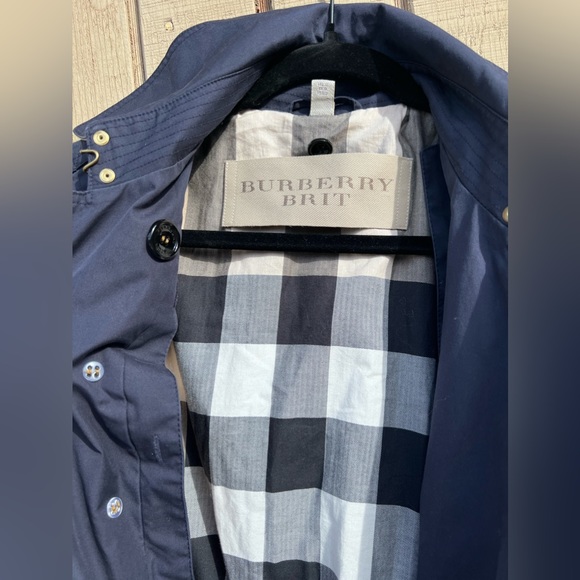 BURBERRY  BRIT TRENCH COAT - Picture 8 of 13